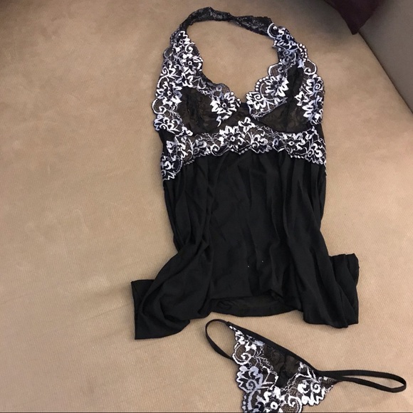 $10🛍 Babydoll slip lingerie set with G-string - Picture 4 of 4